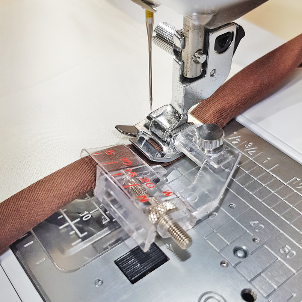 Elna Taping Guide Foot